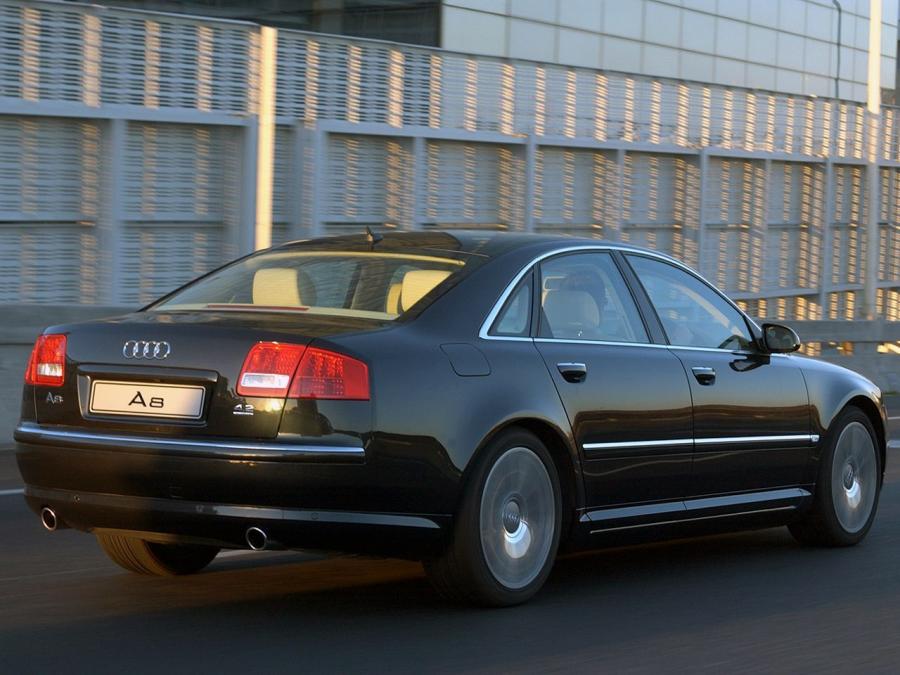  Audi A8 4.2 Quattro (D3) 2003 года  (ZA) (фото 8 из 13)